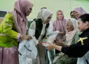 TP PKK Lampung Salurkan Bantuan Sosial, Dorong Kesejahteraan Warga Metro dan Cegah Stunting