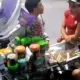 Aksi Tegas Pemilik Toko di Jakarta Hadapi Gerombolan Diduga Pelaku Pencurian Ponsel