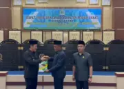 Rapor Hijau Pesisir Barat: Bupati Dedi Irawan Paparkan Capaian Gemilang LKPJ 2025