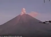 Gunung Semeru Erupsi Pagi Ini, Kolom Abu Capai 700 Meter, Warga Diminta Waspada Zona Bahaya