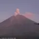 Gunung Semeru Erupsi Pagi Ini, Kolom Abu Capai 700 Meter, Warga Diminta Waspada