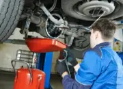 Wajib Tahu! Ciri-Ciri Oli Transmisi Manual Harus Diganti Agar Mobil Tetap Prima