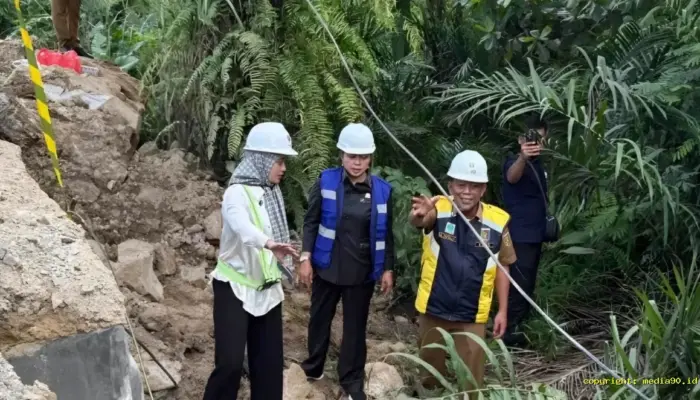 Komisi IV DPRD Lampung Dukung Perbaikan Jalan Bandar Jaya–Simpang Mandala