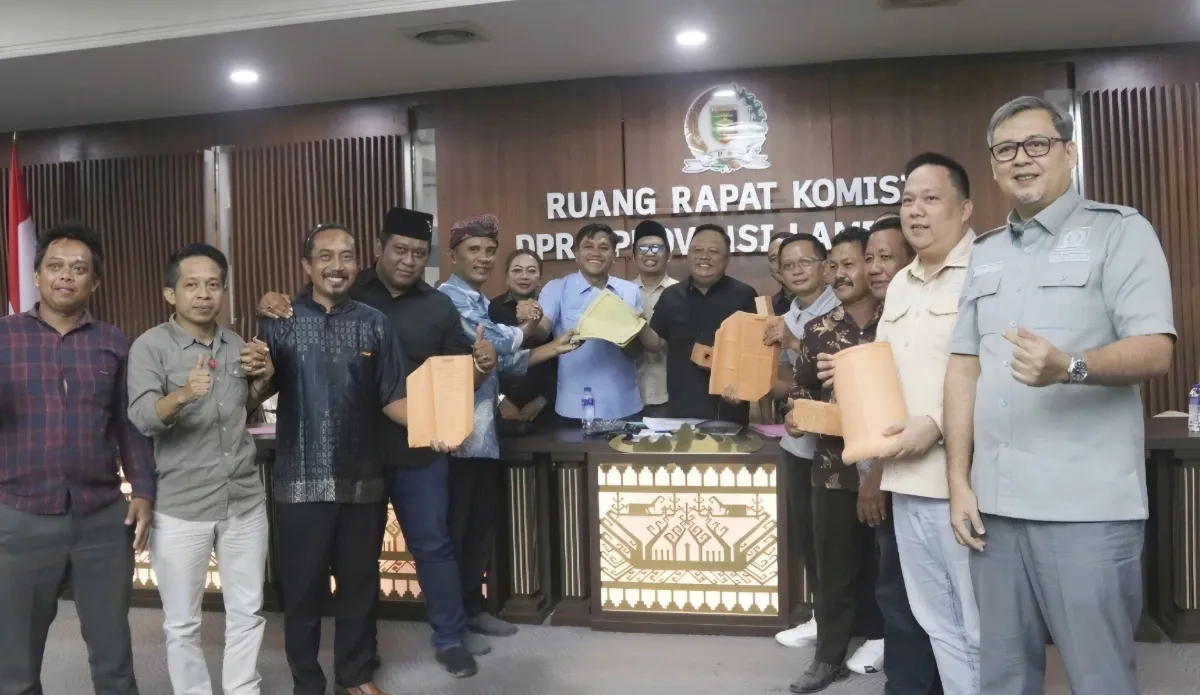 Permudah Izin Usaha DPRD Lampung Perjuangkan Nasib Pengrajin Genteng dan Batu Bata
