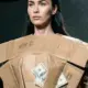 Viral! Balenciaga Rilis Gaun 'Kardus' Seharga Rp140 Juta, Netizen Heboh