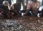 Pendopo Indramayu Dipenuhi Koin, Aksi Solidaritas Nelayan Viral dan Bikin Haru