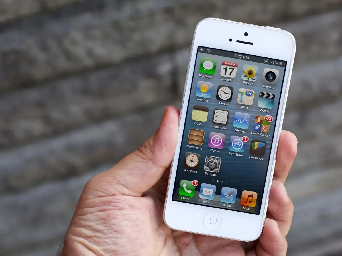 iPhone 5 Kini Berstatus Produk Usang, Apple Hentikan Dukungan