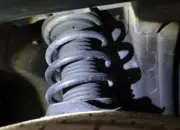 Mengenal Komponen Shockbreaker Depan Mobil dan Cara Merawatnya