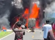 Kecelakaan Maut di Jalinsum Muratara, Bus ALS dan Truk BBM Terbakar, 16 Orang Tewas