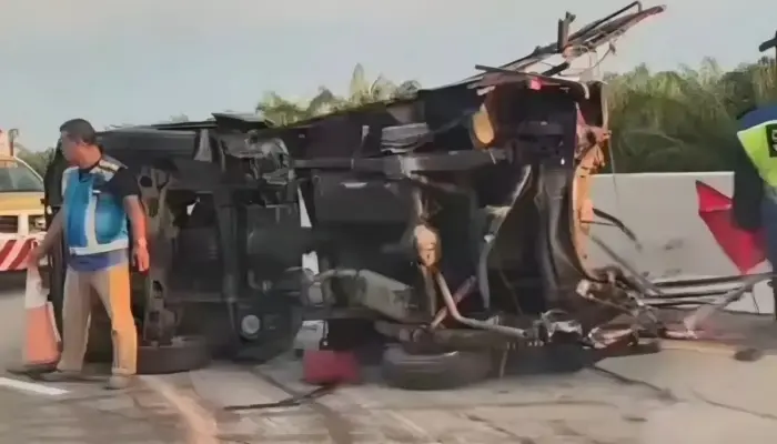 Bus Halmahera Terbalik di Tol Tebing Tinggi–Medan, 4 Penumpang Tewas Usai Tabrakan Beruntun