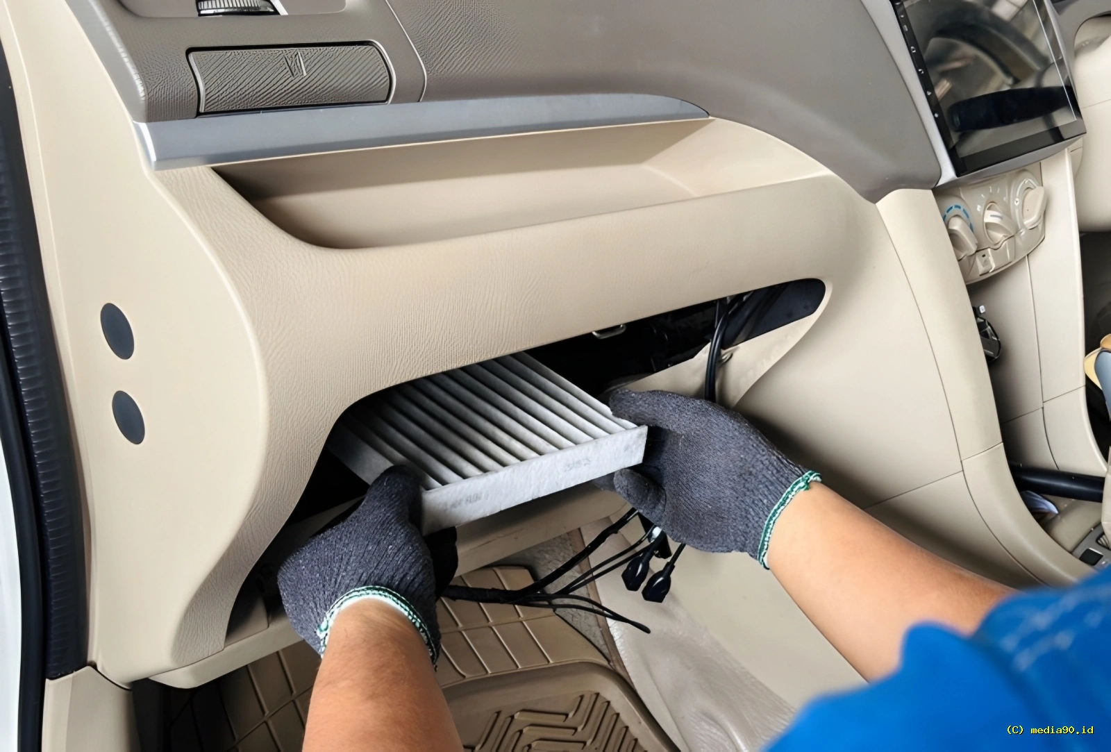 Cuaca Panas Naik Filter AC Mobil Jadi Komponen yang Perlu Diperhatikan