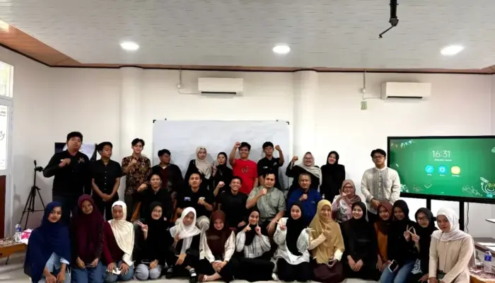 DEMA FS Hadirkan EiC Jurnal Scopus Q1, Buka Peluang Mahasiswa Lulus Cepat Jalur Publikasi