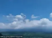 Gunung Semeru Erupsi Hari Ini, Kolom Abu Capai 1,2 Km, Aktivitas Warga Dibatasi di Zona Rawan