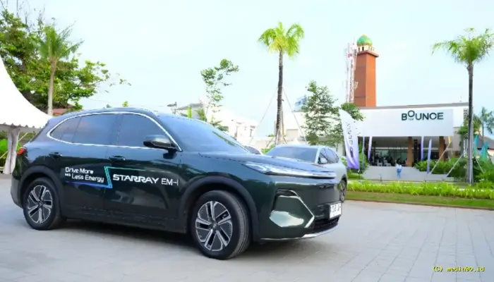 Geely Rayakan Hari Kartini Lewat “Drive and Rally”, Angkat Gaya Hidup Urban dan Tren Padel