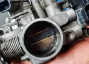 Ciri-Ciri Throttle Mobil Kotor dan Dampaknya pada Performa Mesin