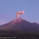 Gunung Semeru Erupsi Pagi Ini Kolom Abu Tembus 12 Km Warga Diminta Waspada