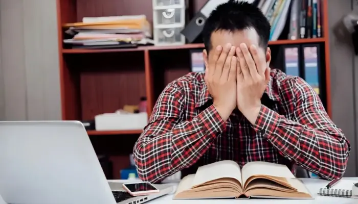 Krisis Literasi Gen Z di Kampus AS: Dosen Terpaksa Turunkan Standar Akademik
