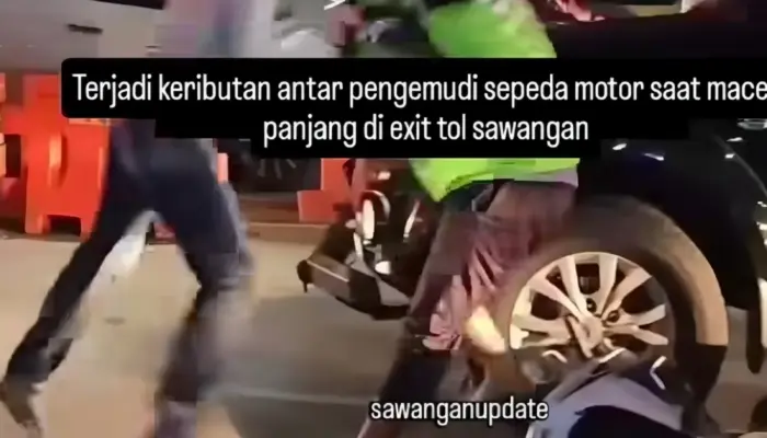Pengendara Motor Adu Jotos di Exit Tol Sawangan, Kemacetan Panjang Diduga Jadi Pemicu