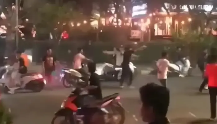 Kericuhan Suporter di Karawang Sempat Memanas, Polisi Bergerak Cepat Amankan Situasi