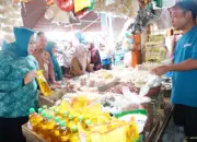 Pemkab Tulangbawang Barat Gelar Operasi Pasar Murah dan Monitoring Harga Bahan Pokok di Mulya Asri