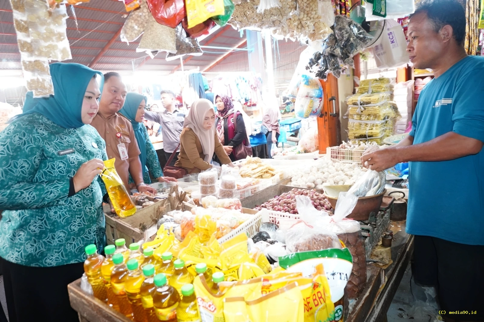 Pemkab Tubaba Gelar Pasar Murah dan Pantau Harga Sembako di Mulya Asri