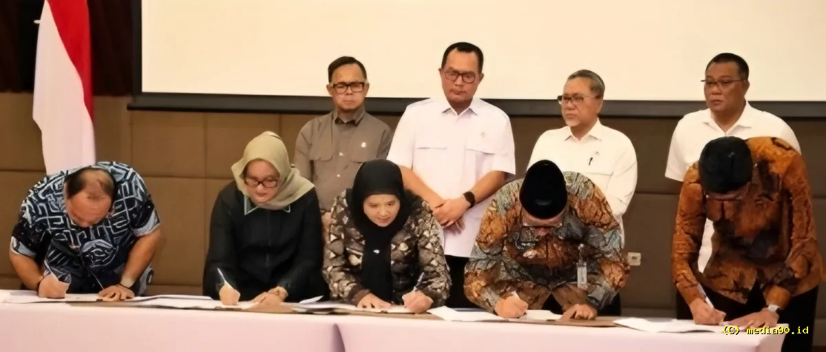 Pemkot Bandar Lampung Tanda Tangani MoU PSEL, Sampah Disulap Jadi Listrik
