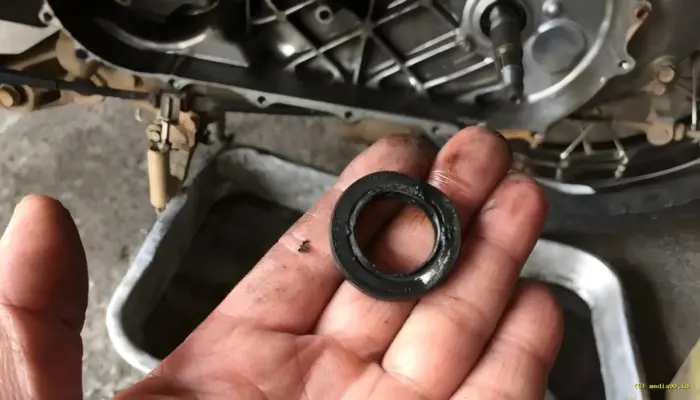 Pentingnya Menjaga Kondisi Seal Kruk As Motor Matic agar Transmisi dan Mesin Tetap Awet