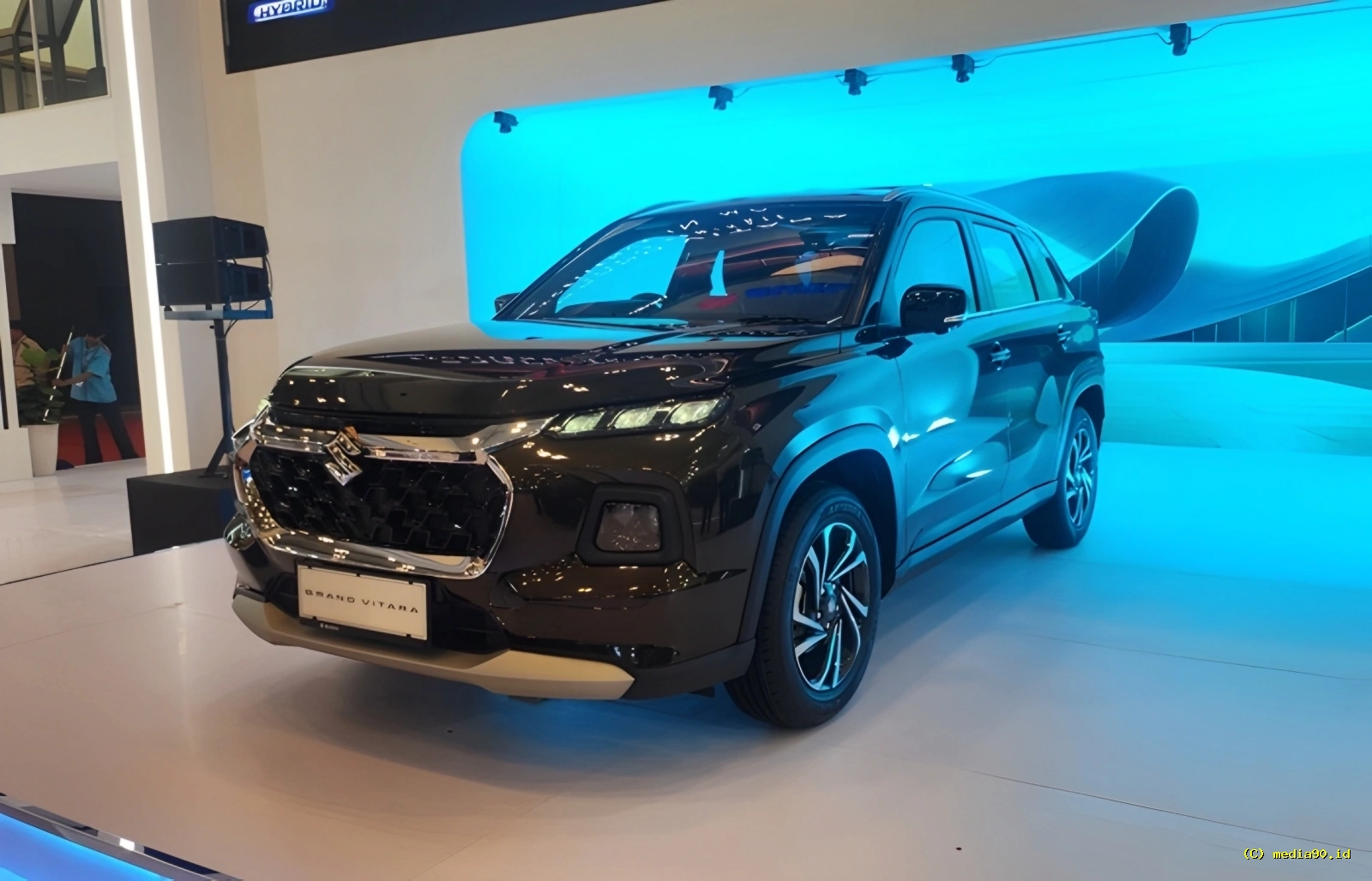 Suzuki Grand Vitara Pakai EPB dan HHC Berkendara di Tanjakan Jadi Lebih Tenang