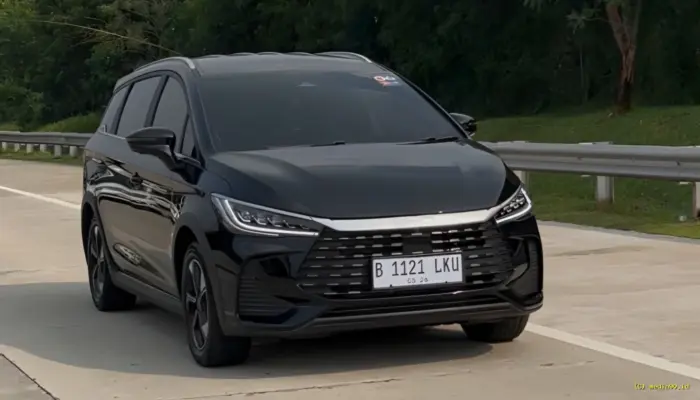 Segini Konsumsi Bahan Bakar BYD M6 Plug-in Hybrid