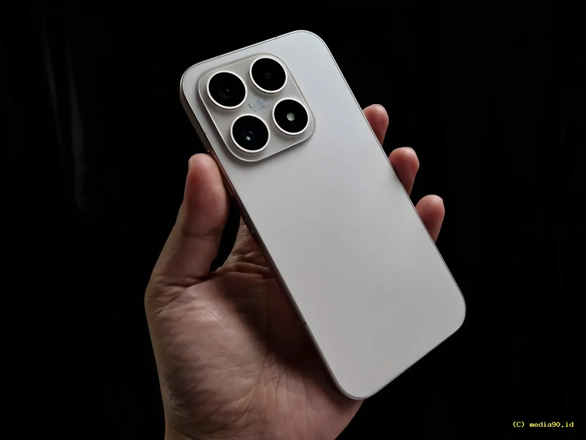 Xiaomi 17 Max Segera Meluncur, Apa Saja Perbedaannya dengan Versi Reguler?