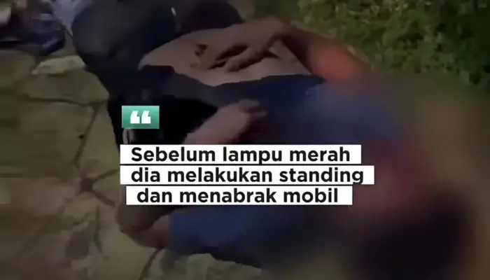 Kecelakaan di Simpang Nagoya Jadi Sorotan, Motor Rusak Parah Usai Tabrak Mobil
