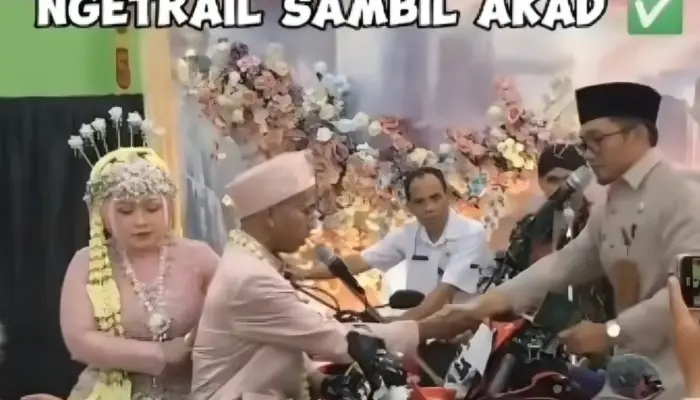 Akad Nikah di Atas Motor Bikin Heboh, Konsep Anti-Mainstream Ini Tuai Beragam Reaksi