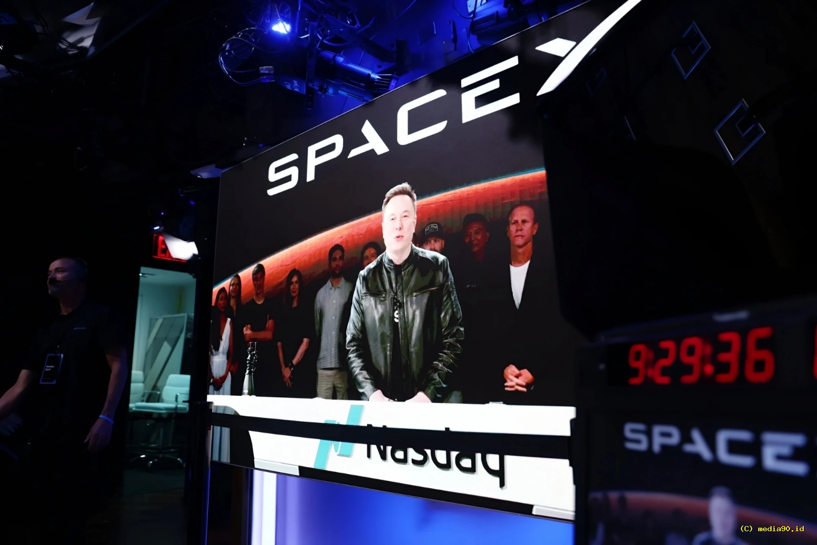 Elon Musk Cetak Sejarah Jadi Triliuner Pertama di Dunia dengan Harta Rp18 Kuadriliun