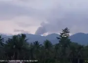 Gunung Dukono Erupsi, Kolom Abu Capai 400 Meter, BMKG Imbau Warga Waspada