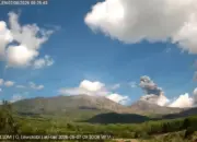 Erupsi Gunung Lewotobi Laki-laki 7 Juni 2026, Kolom Abu 1.500 Meter dan Status Waspada Ditetapkan