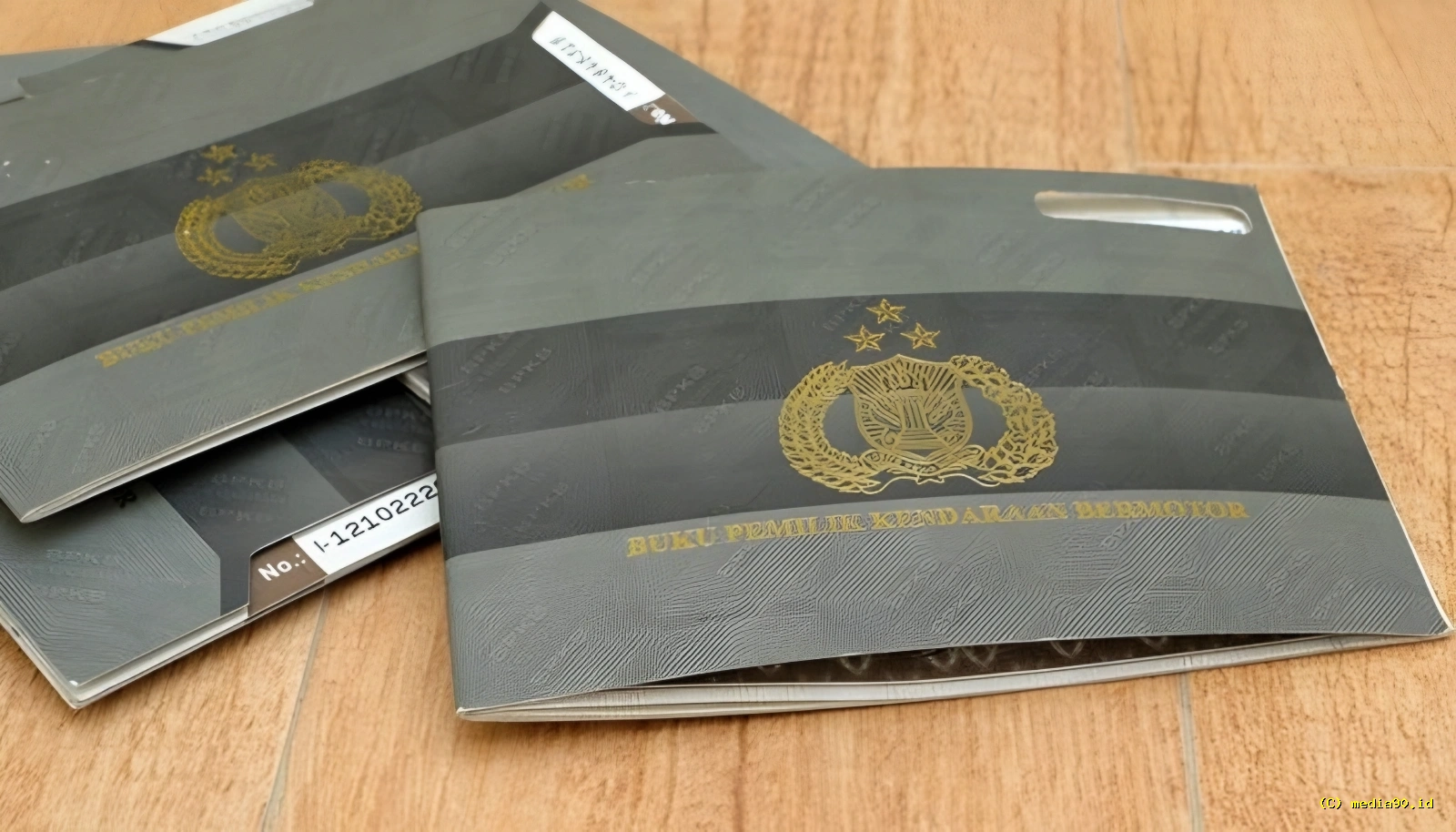 Ini Arti Warna BPKB yang Berbeda dan Fungsinya dalam Administrasi Kendaraan