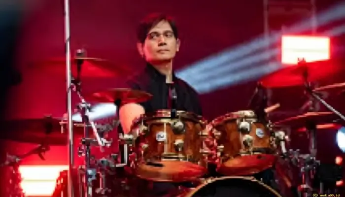 Konser Dewa 19 Kuala Lumpur Tetap Meriah, Al Ghazali Gantikan Tyo Nugros yang Gagal Terbang
