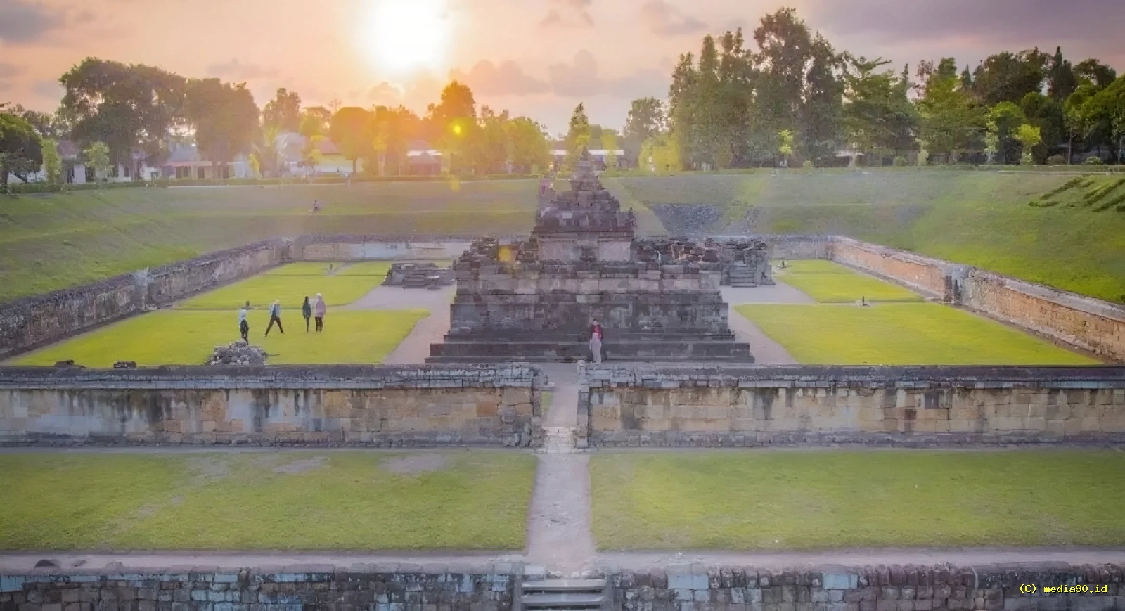 Naik KRL Turun di Stasiun Maguwo Jogja? Ini 7 Destinasi Wisata Terdekat yang Wajib Dikunjungi