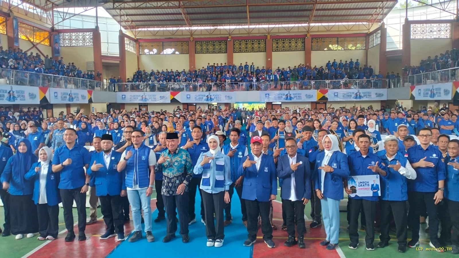 Pelantikan Relawan Putri Zulkifli Hasan dan DPRt PAN Berlangsung, Bupati Tanggamus Hadir