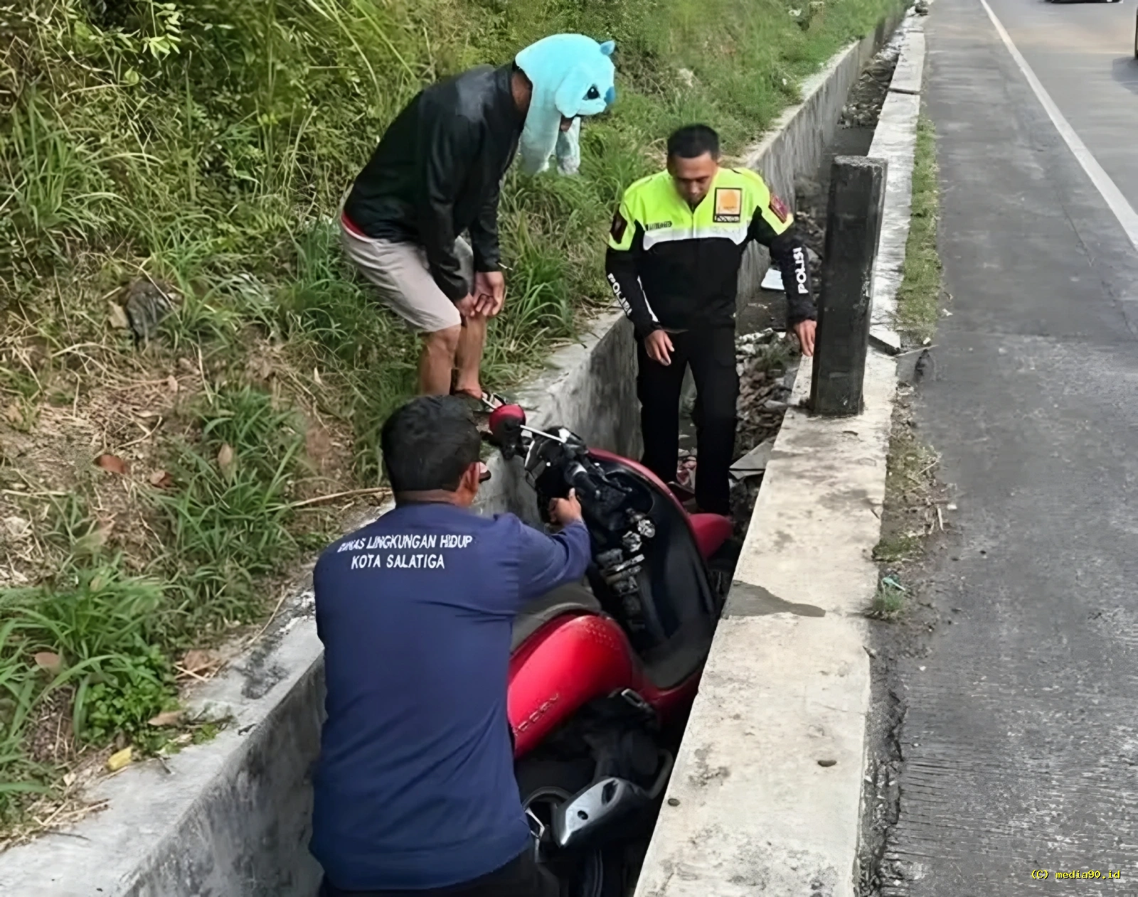 Pengendara Muda Meregang Nyawa dalam Kecelakaan Tunggal di JLS Salatiga, Waspada Saat Berkendara