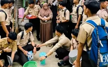 Penuh Makna! Momen Perpisahan Siswa MAN Asahan dengan Ibu Kantin Bikin Netizen Terharu