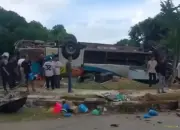 Bus Rombongan Jemaat HKBP Tembesi Indah Kecelakaan di Akses Pantai New Melur, 1 Meninggal Dunia