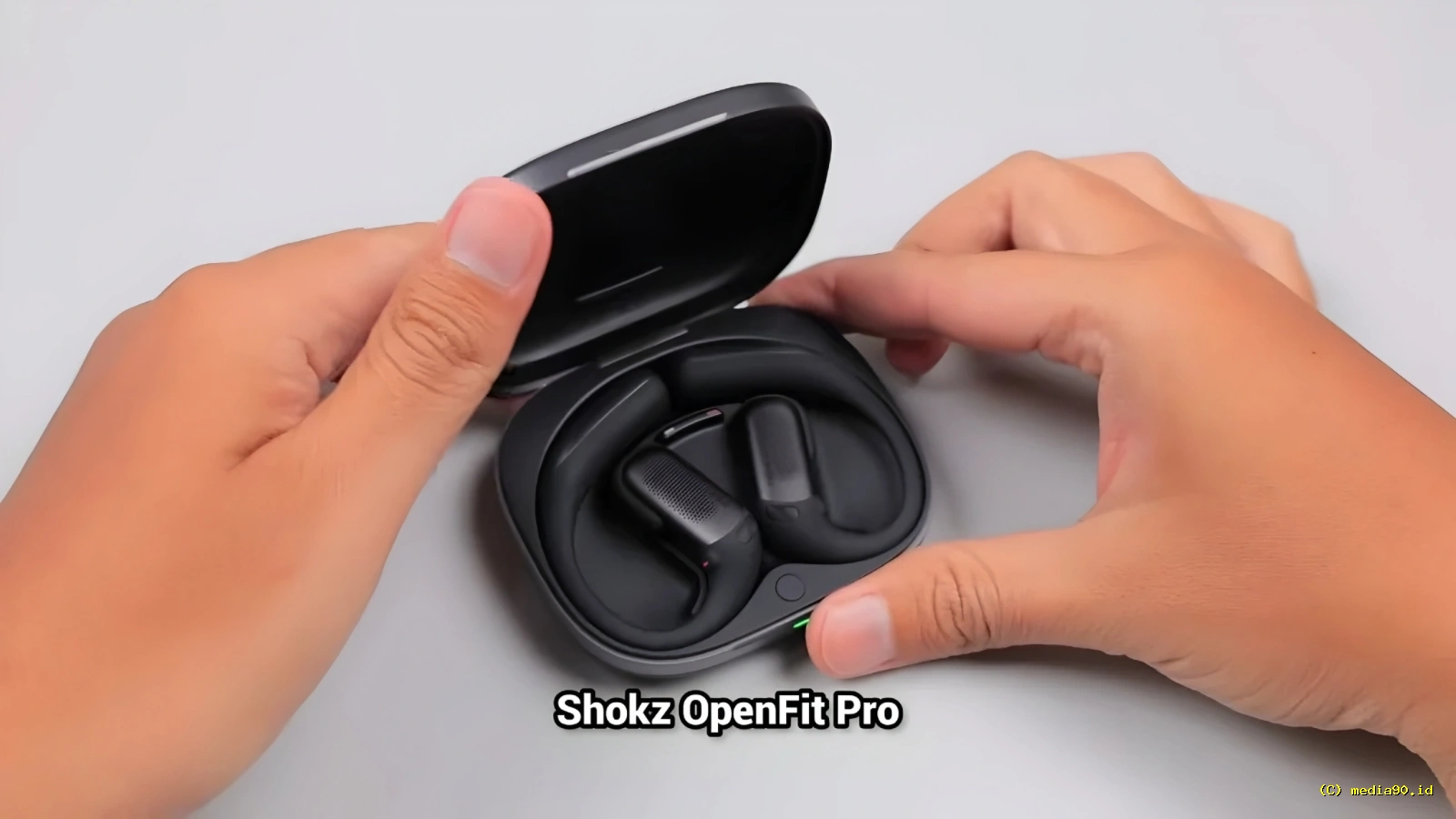 Review Shokz OpenFit Pro: TWS Open-Ear Premium dengan Suara Jernih dan Noise Reduction