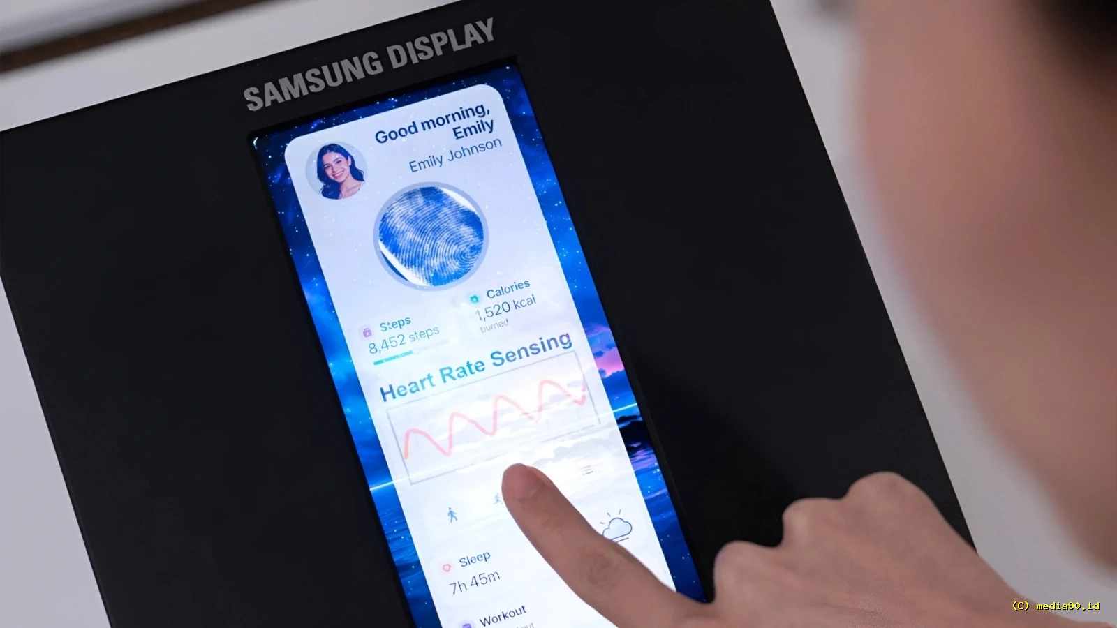 Samsung Pamer Layar Masa Depan yang Bisa Ukur Detak Jantung dan Tekanan Darah
