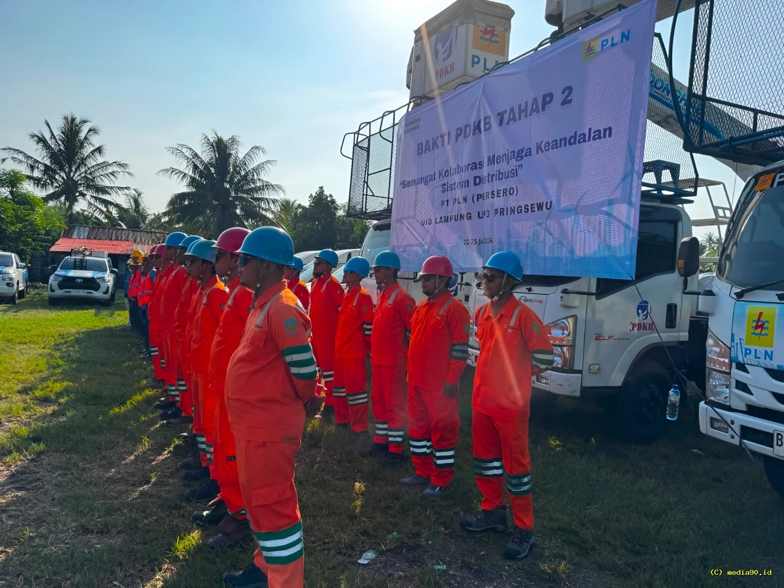 Tim PDKB PLN Lampung Maksimalkan Pemeliharaan Tanpa Padam untuk Jaga Keandalan Listrik di Pringsewu