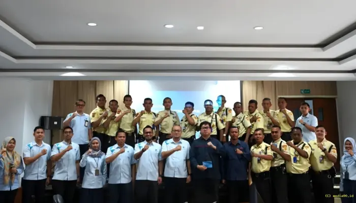 PLN UP3 Tanjungkarang Bekali Petugas Garda Terdepan dengan Pelayanan Prima untuk Tingkatkan Kepuasan Pelanggan