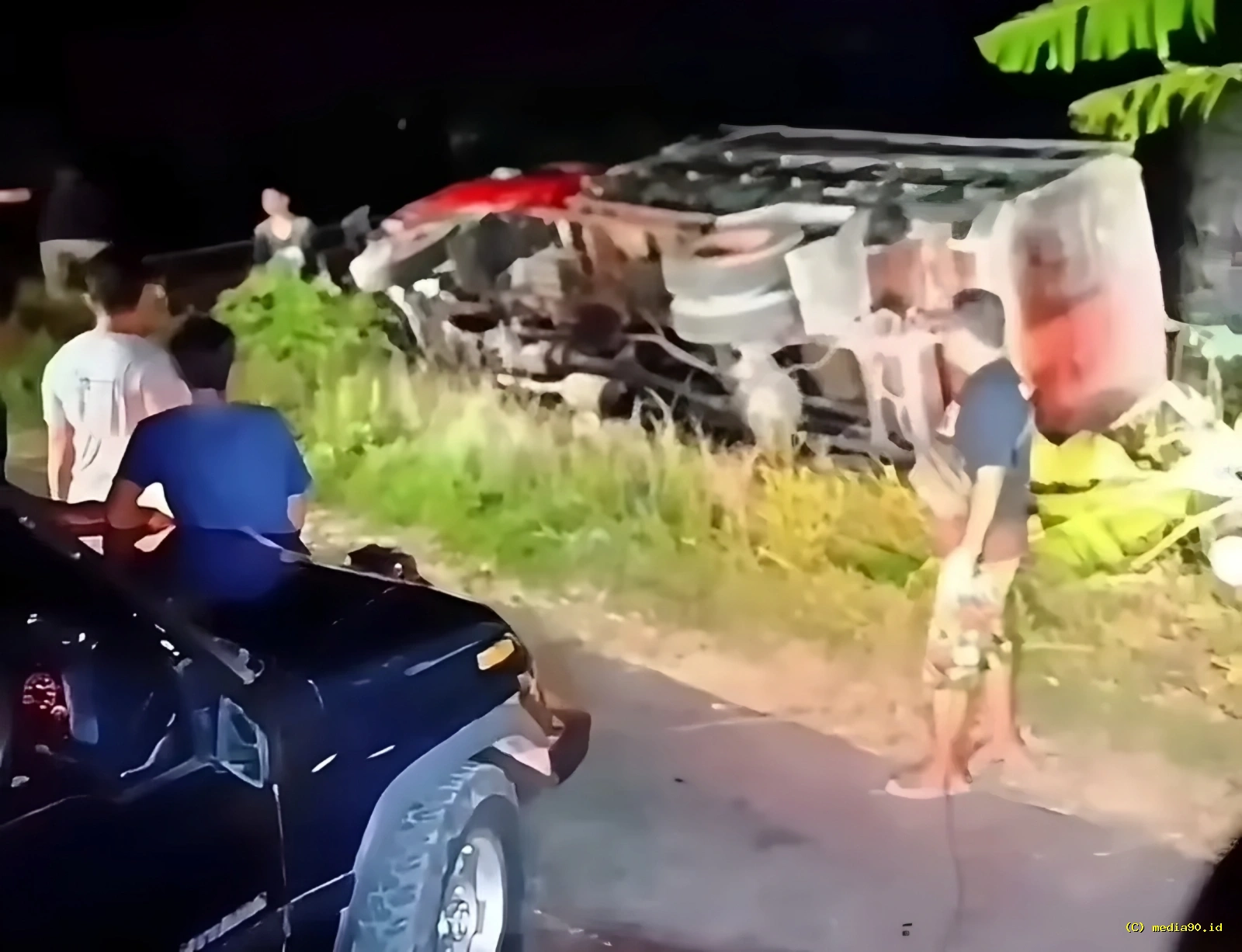 Tragedi di Jalan Klangon–Gedongan Moyudan, Truk Terguling ke Sawah dan Pengendara Motor Meninggal Dunia