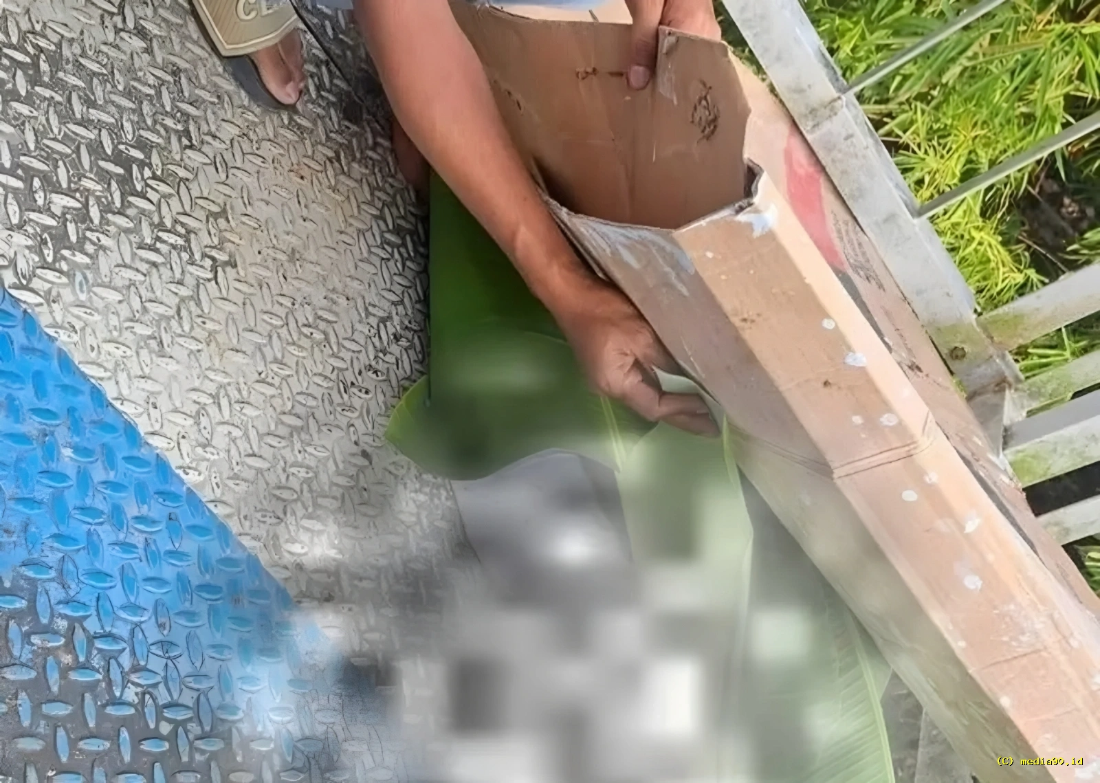 Tragis! Bocah Belasan Tahun Tewas di Jembatan Rel KA Comal, Diduga Terserempet Kereta