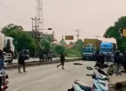 Kecelakaan Maut di Jalur Pantura Batang, Pemotor Tewas Terlindas Truk Usai Terjatuh