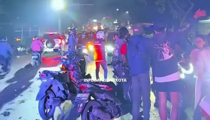 Pengendara Motor Tewas dalam Kecelakaan dengan Truk di Jalan AH Nasution Bandung